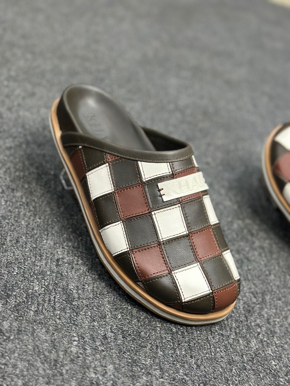 Brown & White Box Slides